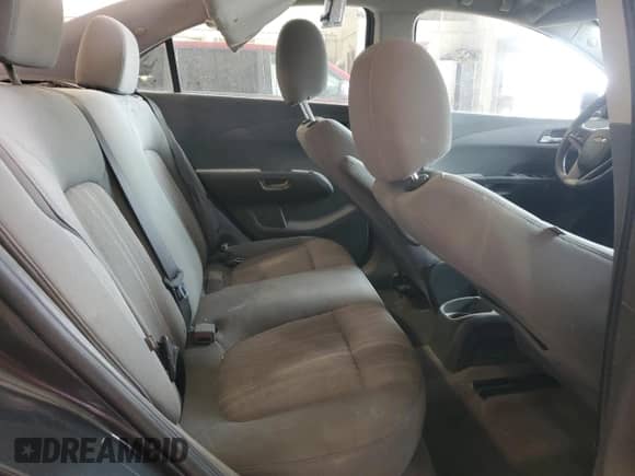 2015 Chevrolet Sonic LT с VIN 1G1JC5SB5F4132270, выставлен на аукционе Copart как лот 51223175 с пробегом 138 644 миль миль и Списание • Salvage title. История ставок и продаж доступна на DreamBid. Изображение 10.