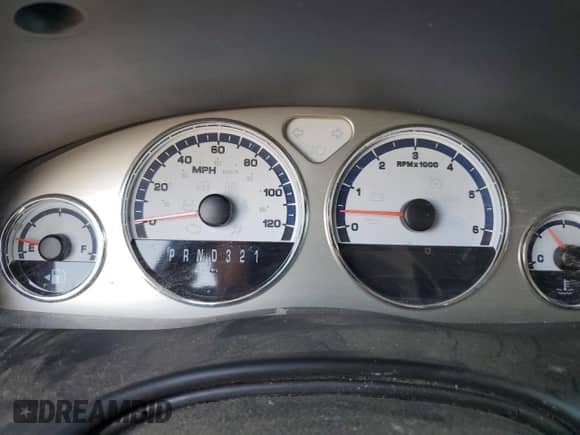 2005 Saturn Relay 3 with VIN 5GZDV23L55D177730, listed as a Copart auction lot 75550674 with Not provided miles and Salvage title. Bid and sale history available at DreamBid. Image 9.