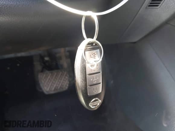 2017 Nissan Sentra SR z VIN 3N1AB7AP0HY378035, wystawiony jako IAAI lot #42017917 z przebiegiem 83 457 mil mil oraz . Historia ofert i sprzedaży dostępna na DreamBid. Obrazek 11.