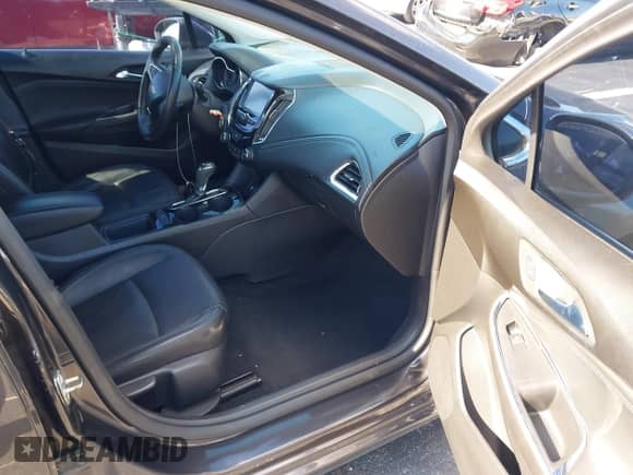 2017 Chevrolet Cruze Premier с VIN 1G1BF5SM4H7245979, выставлен на аукционе IAAI как лот 42987190 с пробегом 95 354 миль миль и . История ставок и продаж доступна на DreamBid. Изображение 5.