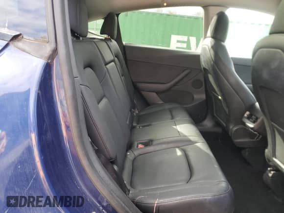 2020 Tesla Model Y Long Range z VIN 5YJYGDEE9LF046944, wystawiony jako Copart lot #89550215 z przebiegiem 48 154 mil mil oraz Szkoda całkowita • Salvage title. Historia ofert i sprzedaży dostępna na DreamBid. Obrazek 11.