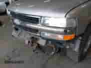 2005 Chevrolet Tahoe LS с VIN 1GNEK13T75J191193, выставлен на аукционе IAAI как лот 42267565 с пробегом 242 247 миль миль и . История ставок и продаж доступна на DreamBid. Изображение 6.
