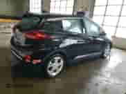 2017 Chevrolet Bolt EV LT z VIN 1G1FW6S01H4149281, wystawiony jako Copart lot #70095203 z przebiegiem 95 299 mil mil oraz . Historia ofert i sprzedaży dostępna na DreamBid. Obrazek 3.