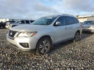 2017 Nissan Pathfinder SV with VIN 5N1DR2MN7HC912638, listed as a Copart auction lot 86040225 with 91,698 mi miles and Clean title. Bid and sale history available at DreamBid. Image 1.