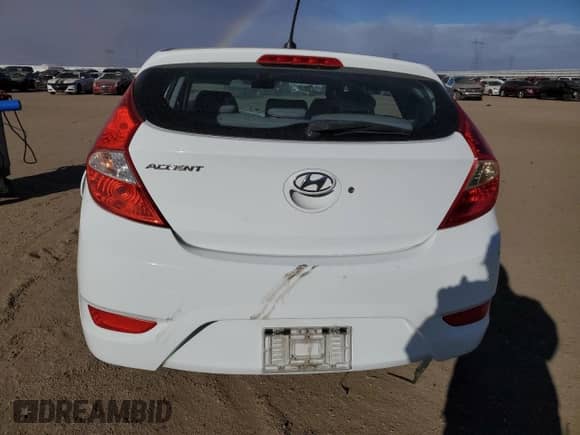 2016 Hyundai Accent SE z VIN KMHCT5AE3GU242212, wystawiony jako Copart lot #86335925 z przebiegiem 134 100 mil mil oraz Szkoda całkowita • Salvage title. Historia ofert i sprzedaży dostępna na DreamBid. Obrazek 6.