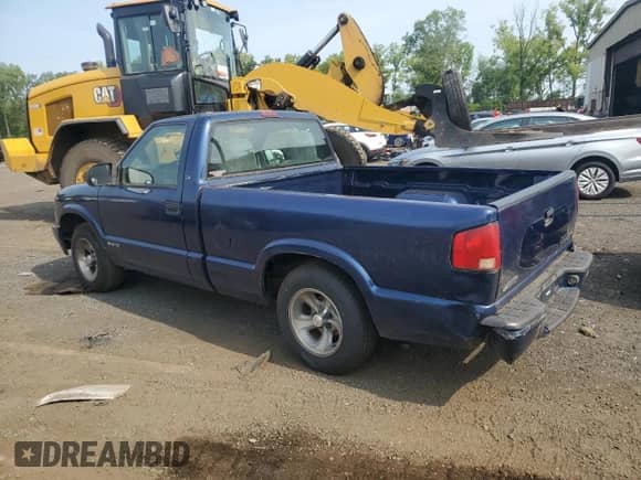 2000 Chevrolet S-10 с VIN 1GCCS1443YK149965, выставлен на аукционе Copart как лот 63531754 с пробегом 318 459 миль миль и На запчасти • Non repairable. История ставок и продаж доступна на DreamBid. Изображение 2.