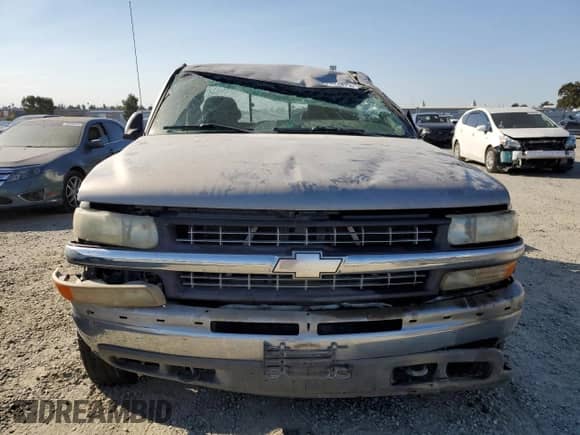 2000 Chevrolet Silverado 2500 LS with VIN 1GCGK29U0YE401167, listed as a Copart auction lot 70407574 with 146,174 mi miles and Salvage title. Bid and sale history available at DreamBid. Image 5.