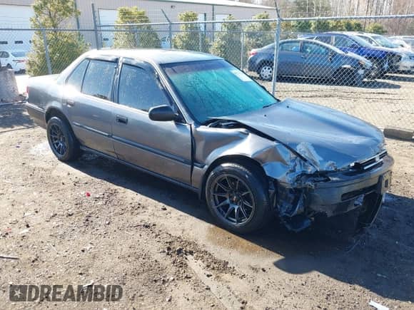 1992 Honda Accord с VIN 1HGCB7544NA131933, выставлен на аукционе IAAI как лот 41771206 с пробегом 169 813 миль миль и . История ставок и продаж доступна на DreamBid. Изображение 1.