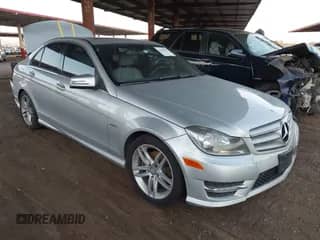 2012 Mercedes-Benz C 250 Sport с VIN WDDGF4HB5CA681142, выставлен на аукционе IAAI как лот 43184063 с пробегом 144 125 миль миль и . История ставок и продаж доступна на DreamBid. Изображение 1.