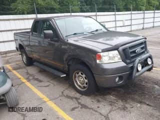 2006 Ford F-150 STX с VIN 1FTRX14W26NA14839, выставлен на аукционе IAAI как лот 42806021 с пробегом 198 117 миль миль и . История ставок и продаж доступна на DreamBid. Изображение 1.