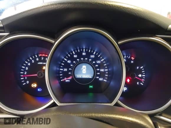 2015 Kia Optima LX с VIN KNAGM4A71F5551455, выставлен на аукционе IAAI как лот 43266543 с пробегом 110 000 миль миль и . История ставок и продаж доступна на DreamBid. Изображение 7.