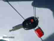 2016 Toyota Prius One z VIN JTDKDTB38G1137584, wystawiony jako IAAI lot #43451035 z przebiegiem 496 420 mil mil oraz . Historia ofert i sprzedaży dostępna na DreamBid. Obrazek 11.