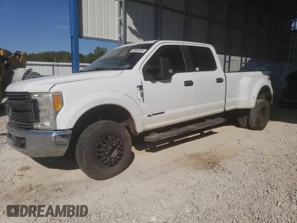 2017 Ford F-250 Lariat с VIN 1FT7W2BT9HEE95006, выставлен на аукционе Copart как лот 85000385 с пробегом 269 462 миль миль и Списание • Salvage title. История ставок и продаж доступна на DreamBid. Изображение 1.