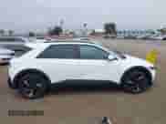 2025 Hyundai Ioniq 5 SEL z VIN 7YAKN4DA4SY008488, wystawiony jako IAAI lot #42460932 z przebiegiem 703 mil mil oraz . Historia ofert i sprzedaży dostępna na DreamBid. Obrazek 13.
