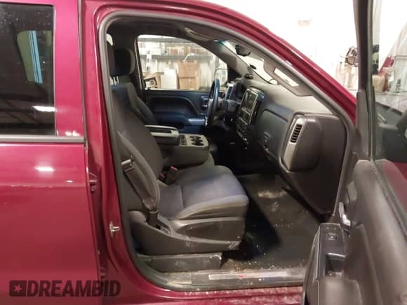 2014 Chevrolet Silverado 1500 LT with VIN 3GCUKREC4EG339740, listed as a IAAI auction lot 42933250 with 168,499 mi miles and . Bid and sale history available at DreamBid. Image 5.