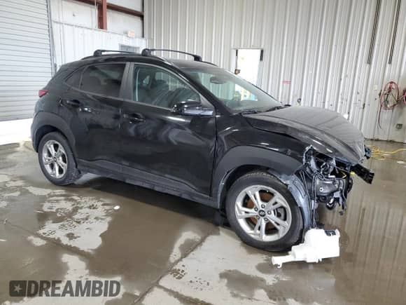 2022 Hyundai Kona SEL z VIN KM8K6CAB4NU831053, wystawiony jako Copart lot #82601815 z przebiegiem 24 612 mil mil oraz Czysty tytuł • Clean title. Historia ofert i sprzedaży dostępna na DreamBid. Obrazek 4.