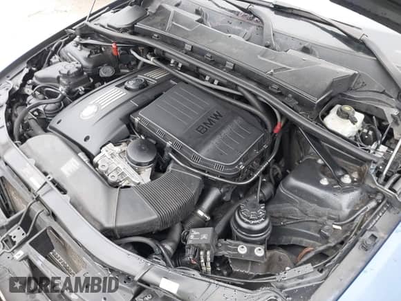 2011 BMW 3 Series 335is с VIN WBADX1C59BE570589, выставлен на аукционе IAAI как лот 41483381 с пробегом 115 860 миль миль и . История ставок и продаж доступна на DreamBid. Изображение 10.