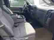 2017 Chevrolet Silverado 1500 Work Truck с VIN 1GCNCNEH6HZ131093, выставлен на аукционе IAAI как лот 42472782 с пробегом 78 334 миль миль и . История ставок и продаж доступна на DreamBid. Изображение 5.