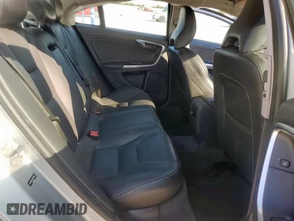 2018 Volvo S60 Dynamic с VIN YV126MFL0J2451266, выставлен на аукционе Copart как лот 67443235 с пробегом 103 405 миль миль и Списание • Salvage title. История ставок и продаж доступна на DreamBid. Изображение 10.