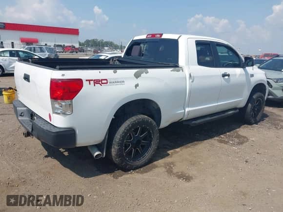 2011 Toyota Tundra с VIN 5TFUY5F1XBX203432, выставлен на аукционе IAAI как лот 43246915 с пробегом 240 202 миль миль и . История ставок и продаж доступна на DreamBid. Изображение 4.