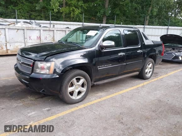 2008 Chevrolet Avalanche LTZ с VIN 3GNFK12308G293527, выставлен на аукционе IAAI как лот 42857382 с пробегом 294 287 миль миль и . История ставок и продаж доступна на DreamBid. Изображение 2.