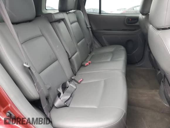 2001 Hyundai Santa Fe GLS с VIN KM8SC83D61U038058, выставлен на аукционе Copart как лот 54524865 с пробегом 108 222 миль миль и Списание • Salvage title. История ставок и продаж доступна на DreamBid. Изображение 11.