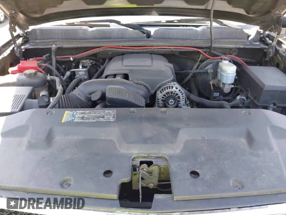 2011 Chevrolet Silverado 1500 LT z VIN 3GCPCSE0XBG111356, wystawiony jako IAAI lot #43079067 z przebiegiem 179 497 mil mil oraz . Historia ofert i sprzedaży dostępna na DreamBid. Obrazek 10.