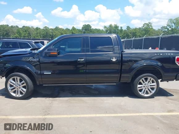 2013 Ford F-150 XLT z VIN 1FTFW1ET2DFC24259, wystawiony jako IAAI lot #42824076 z przebiegiem 116 893 mil mil oraz . Historia ofert i sprzedaży dostępna na DreamBid. Obrazek 14.