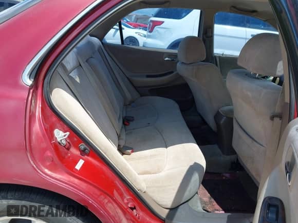 2000 Honda Accord SE with VIN JHMCG5676YC039226, listed as a IAAI auction lot 42731781 with 170,935 mi miles and . Bid and sale history available at DreamBid. Image 8.