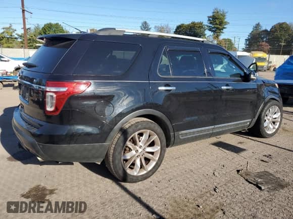 2012 Ford Explorer XLT z VIN 1FMHK7D81CGA29925, wystawiony jako Copart lot #82337515 z przebiegiem 124 888 mil mil oraz Szkoda całkowita • Salvage title. Historia ofert i sprzedaży dostępna na DreamBid. Obrazek 3.