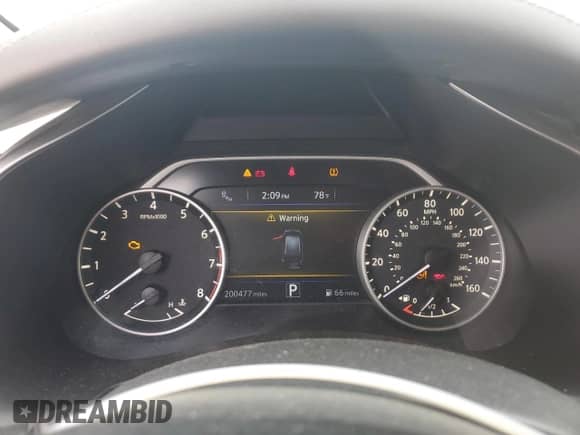 2015 Nissan Murano SL with VIN 5N1AZ2MH4FN279322, listed as a Copart auction lot 84429025 with 200,477 mi miles and Clean title. Bid and sale history available at DreamBid. Image 9.