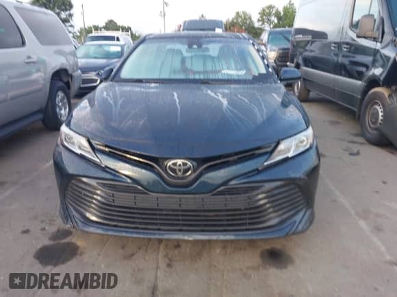 2018 Toyota Camry SE with VIN 4T1B11HK2JU647720, listed as a IAAI auction lot 42849487 with 159,188 mi miles and . Bid and sale history available at DreamBid. Image 12.