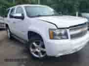 2013 Chevrolet Tahoe LT с VIN 1GNSCBE03DR155879, выставлен на аукционе IAAI как лот 42852053 с пробегом 227 894 миль миль и . История ставок и продаж доступна на DreamBid. Изображение 1.