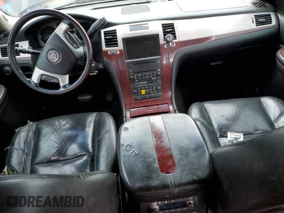 2007 Cadillac Escalade с VIN 1GYFK638X7R237216, выставлен на аукционе Copart как лот 85561115 с пробегом Не указан миль и Чистый • Clean title. История ставок и продаж доступна на DreamBid. Изображение 8.