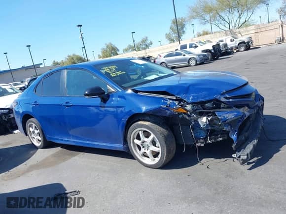 2023 Toyota Camry SE z VIN 4T1T11AK6PU158700, wystawiony jako IAAI lot #43312055 z przebiegiem 49 320 mil mil oraz . Historia ofert i sprzedaży dostępna na DreamBid. Obrazek 13.