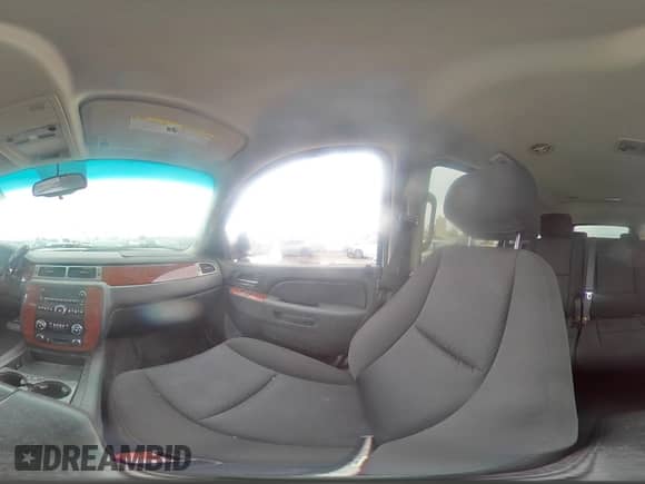 2013 Chevrolet Suburban LS с VIN 1GNSCHE02DR304642, выставлен на аукционе Copart как лот 43291035 с пробегом Не указан миль и Списание • Salvage title. История ставок и продаж доступна на DreamBid. Изображение 14.