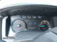 2014 Ford F-150 XL z VIN 1FTEW1CM7EKF31796, wystawiony jako IAAI lot #42612772 z przebiegiem 183 685 mil mil oraz . Historia ofert i sprzedaży dostępna na DreamBid. Obrazek 7.