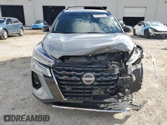 2022 Nissan Kicks SR z VIN 3N1CP5DVXNL502622, wystawiony jako Copart lot #84705835 z przebiegiem 65 697 mil mil oraz Szkoda całkowita • Salvage title. Historia ofert i sprzedaży dostępna na DreamBid. Obrazek 5.