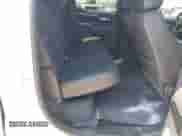 2024 Chevrolet Silverado 1500 LT Trail Boss z VIN 3GCUDFED5RG269642, wystawiony jako IAAI lot #42652273 z przebiegiem 25 972 mil mil oraz . Historia ofert i sprzedaży dostępna na DreamBid. Obrazek 8.