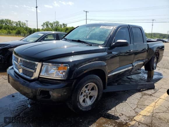 2008 Dodge Dakota Laramie with VIN 1D7HW58N98S609009, listed as a Copart auction lot 63204865 with 100,366 mi miles and Clean title. Bid and sale history available at DreamBid. Image 1.