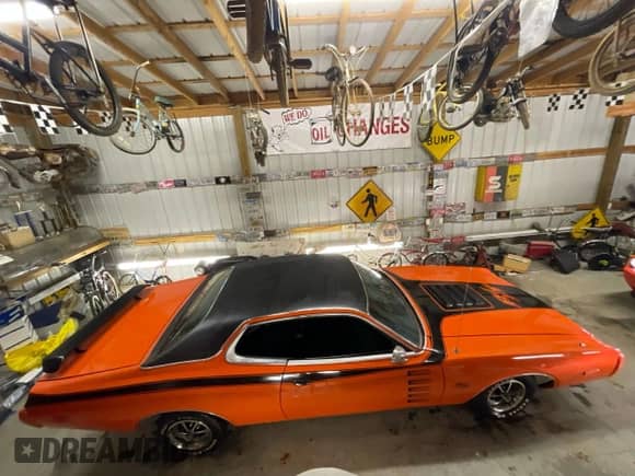 1973 Dodge Charger z VIN WH23G3A155435, wystawiony jako Copart lot #90740485 z przebiegiem 11 462 mil mil oraz Czysty tytuł • Clean title. Historia ofert i sprzedaży dostępna na DreamBid. Obrazek 9.