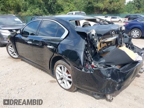 2014 Nissan Maxima S z VIN 1N4AA5AP8EC441879, wystawiony jako IAAI lot #43218086 z przebiegiem 157 347 mil mil oraz . Historia ofert i sprzedaży dostępna na DreamBid. Obrazek 15.