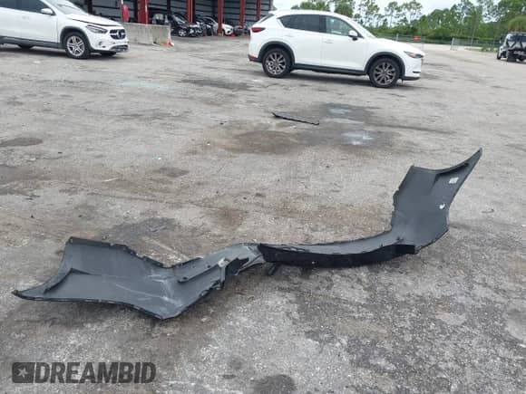 2015 Chevrolet Malibu LS с VIN 1G11B5SL7FF170907, выставлен на аукционе IAAI как лот 43259219 с пробегом 101 155 миль миль и . История ставок и продаж доступна на DreamBid. Изображение 12.