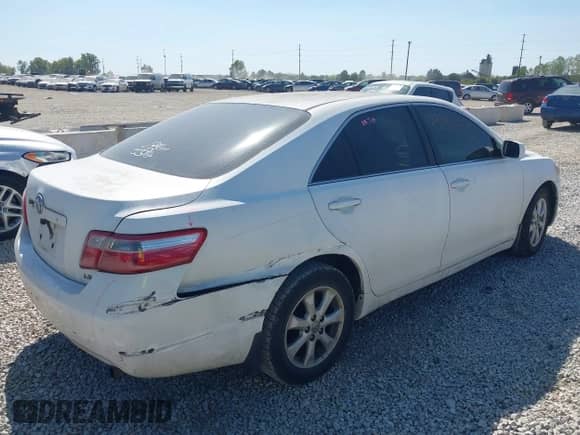 2007 Toyota Camry CE с VIN 4T1BE46K37U526227, выставлен на аукционе IAAI как лот 43190935 с пробегом 212 906 миль миль и . История ставок и продаж доступна на DreamBid. Изображение 4.