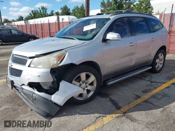 2011 Chevrolet Traverse 1LT с VIN 1GNKRGED6BJ376497, выставлен на аукционе IAAI как лот 43449611 с пробегом 122 582 миль миль и . История ставок и продаж доступна на DreamBid. Изображение 17.