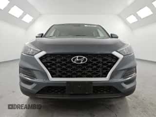 2019 Hyundai Tucson SE z VIN KM8J23A46KU944023, wystawiony jako Copart lot #51613165 z przebiegiem 79 339 mil mil oraz Czysty tytuł • Clean title. Historia ofert i sprzedaży dostępna na DreamBid. Obrazek 5.