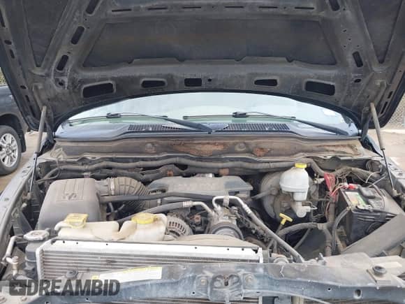 2007 Dodge 1500 SLT z VIN 3D7KR19D77G842727, wystawiony jako IAAI lot #41909108 z przebiegiem 202 619 mil mil oraz . Historia ofert i sprzedaży dostępna na DreamBid. Obrazek 10.