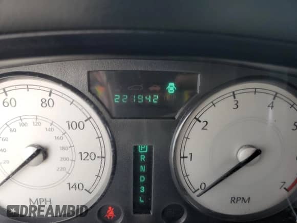 2006 Chrysler 300 Touring с VIN 2C3KA53G36H119018, выставлен на аукционе Copart как лот 81190425 с пробегом 221 942 миль миль и На запчасти • Non repairable. История ставок и продаж доступна на DreamBid. Изображение 9.