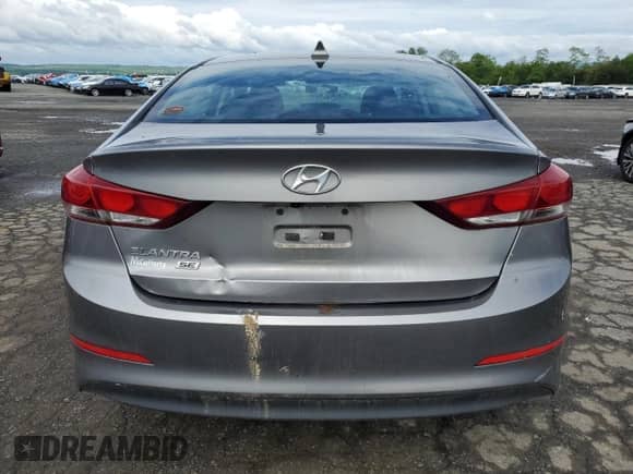 2018 Hyundai Elantra SE z VIN 5NPD74LF9JH394719, wystawiony jako Copart lot #57979435 z przebiegiem 44 364 mil mil oraz Szkoda całkowita • Salvage title. Historia ofert i sprzedaży dostępna na DreamBid. Obrazek 6.
