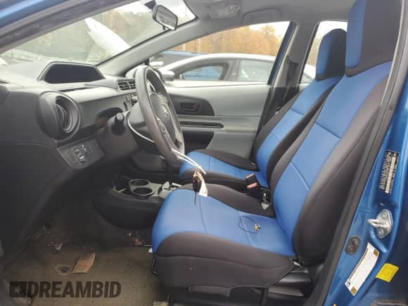 2013 Toyota Prius Two с VIN JTDKDTB32D1050744, выставлен на аукционе Copart как лот 82761805 с пробегом 165 607 миль миль и Чистый • Clean title. История ставок и продаж доступна на DreamBid. Изображение 7.